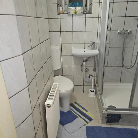 1080 * Vienna
