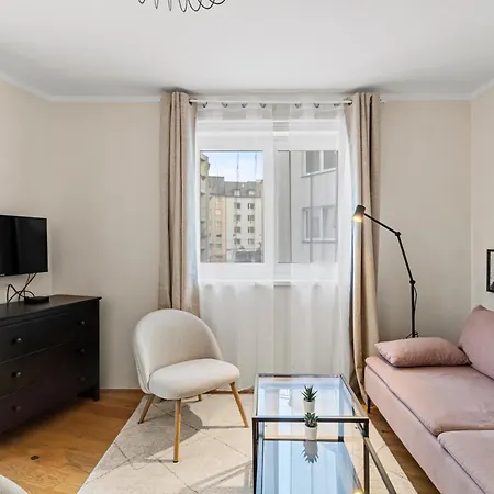 Free Parking I Balcony I 5 Min To Train Station Vienna