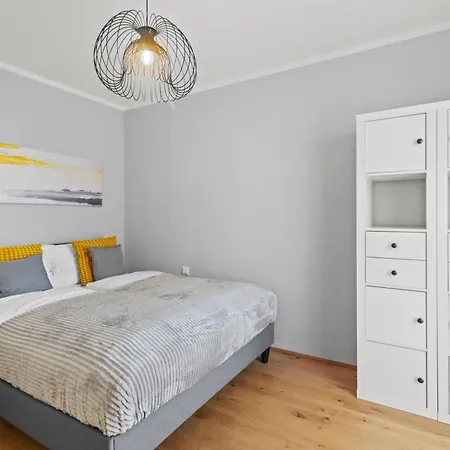 Appartamento Free Parking I Balcony I 5 Min To Train Station *
