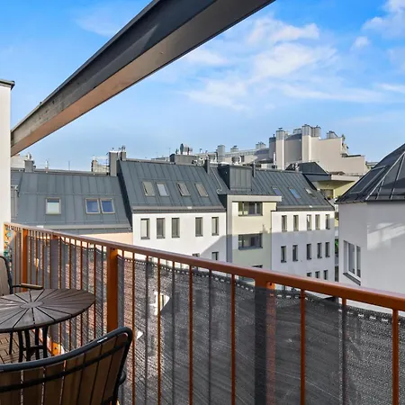 Apartment Free Parking I Balcony I 5 Min To Train Station Vienna