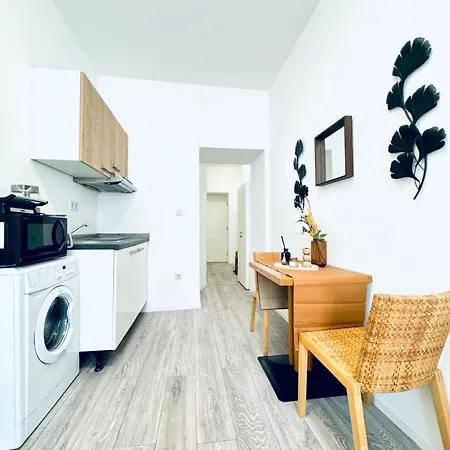 Cozy Apt, 15-min Drive To Schoenbrunn Apartment