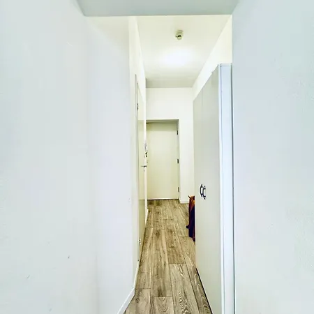 Cozy Apt, 15-min Drive To Schoenbrunn * Vienna