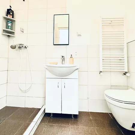 Cozy Apt, 15-min Drive To Schoenbrunn