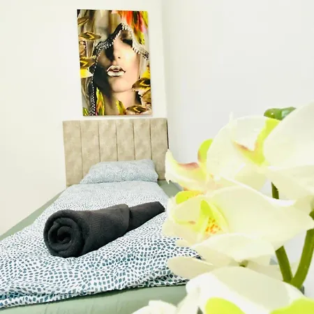 Apartment Bright 5br W Great Transport Link Vienna