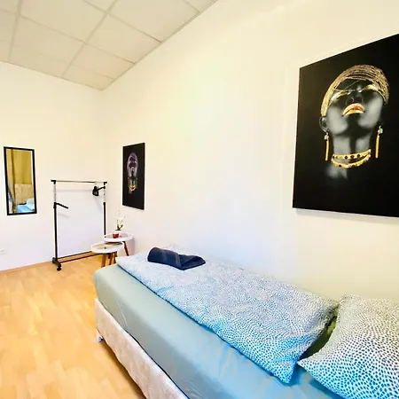 Apartment Bright 5br W Great Transport Link