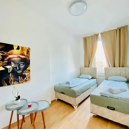 Apartment Bright 5br W Great Transport Link Vienna