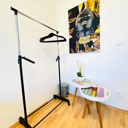 Bright 5br W Great Transport Link Apartment Vienna