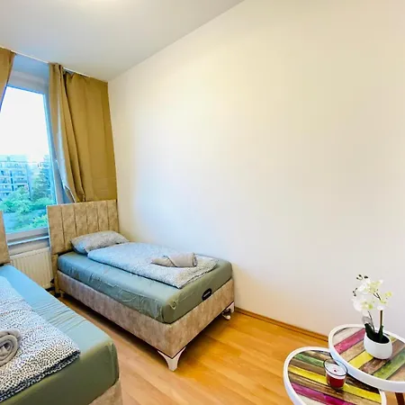 Bright 5br W Great Transport Link Apartment Vienna