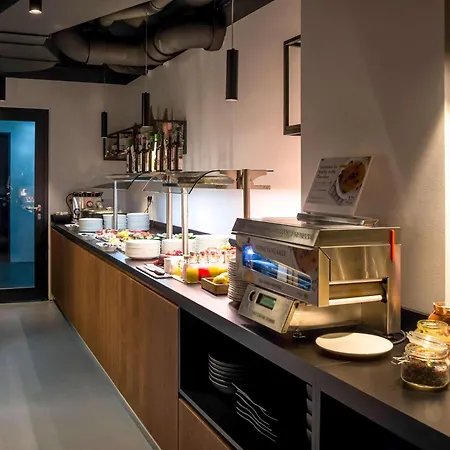 Ibis Styles Messe Prater Hotel 3*