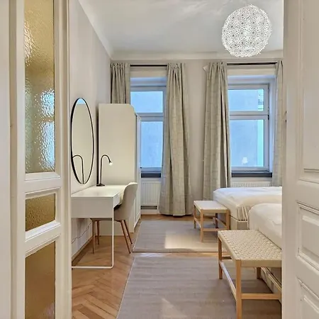 Apartment 8 Minuten Nach Augarten I 7 Minuten Zur Metro I Wlan