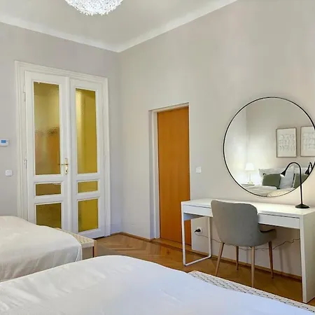 Apartment 8 Minuten Nach Augarten I 7 Minuten Zur Metro I Wlan