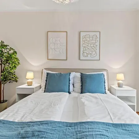 Free Parking I Big Balcony I Naehe Schoenbrunn Apartman