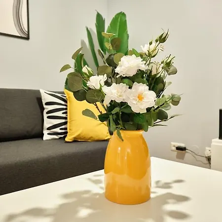 Free Parking I Balcony I 5 Min To Train Station * Vienna