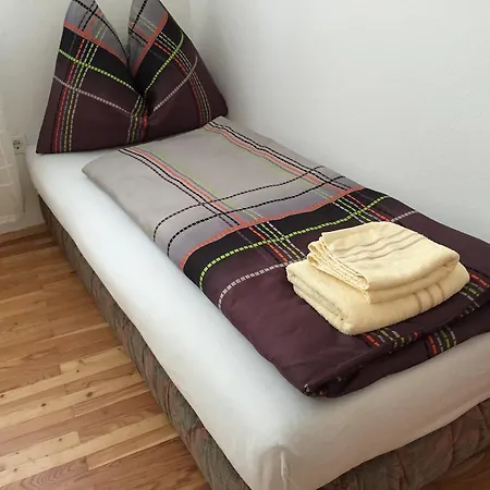 Apartment Domino *