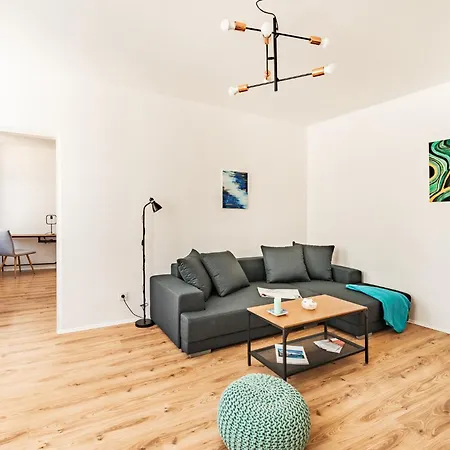 Emily Apartment *