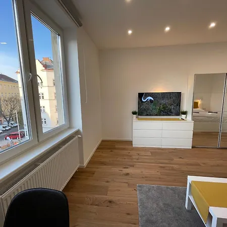 Clearvuehome - Quiet 54 M2 Messe Apartment *