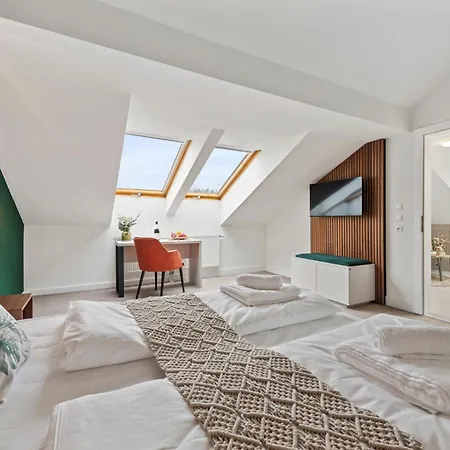Vive & Restaurant Hotel