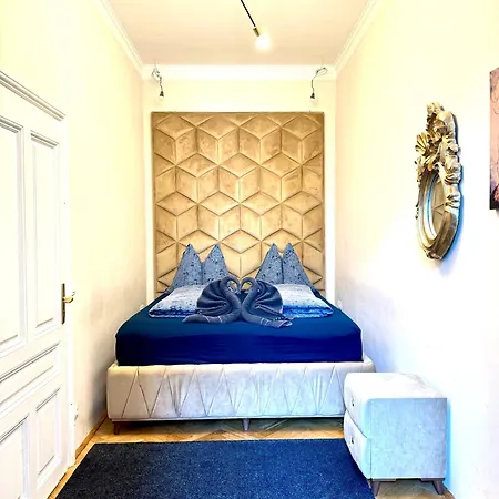 Belvedere Apartment *