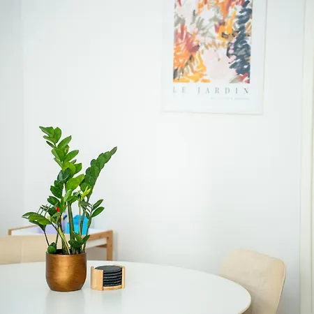 Apartment 4ty3 - Franz Josef Is Calling Wien