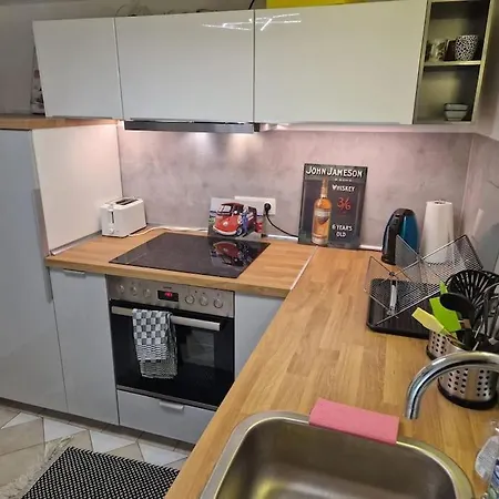 Haus Mit Garten, U Bahn Naehe, Gratis Parkplaetze Prázdninový dům Vídeň