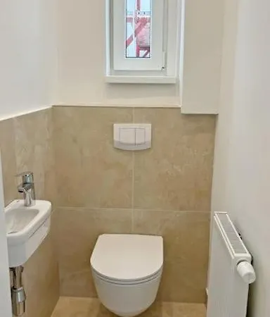 2 Mit Balkon 19 Apartment