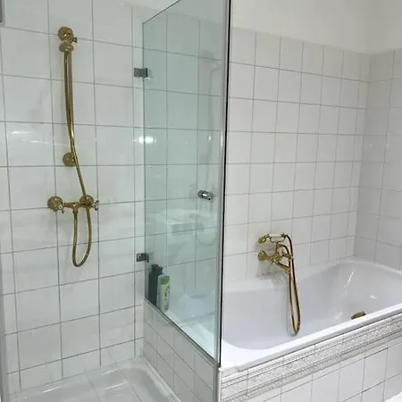 Apartment Neu! Im Stadtzentrum 4 Vienna