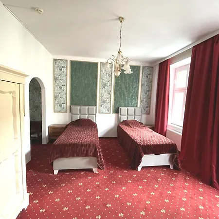 Viktoria Hotel