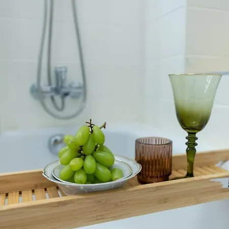 Luxuryloft - Direct Access To Shopping Street, U3 Station, Close To Center Apartment *