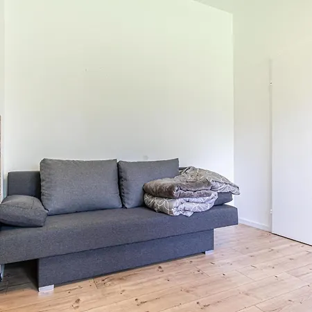 Comfy In Shared With Terrace And Garden