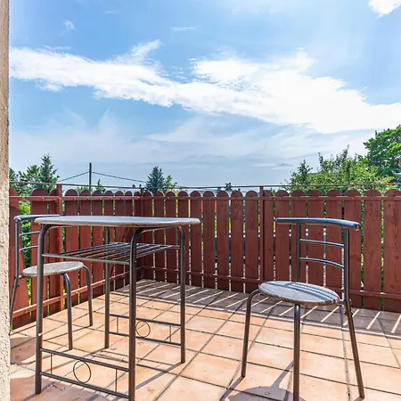 Comfy In Shared With Terrace And Garden *