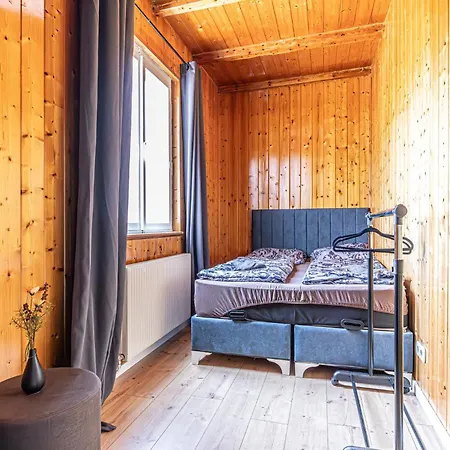 Comfy In Shared With Terrace And Garden Hostel