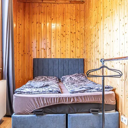 Comfy In Shared With Terrace And Garden Hostel Vienna