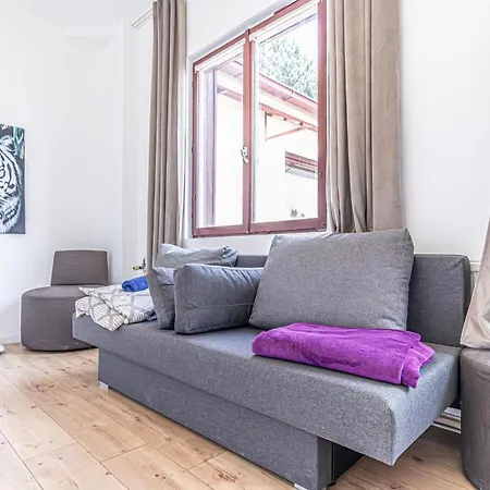 Comfy In Shared With Terrace And Garden Hostel Vienna