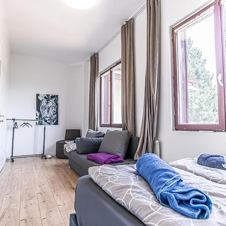 Comfy In Shared With Terrace And Garden