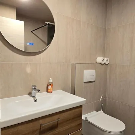 Palais Elegance فندق 4*