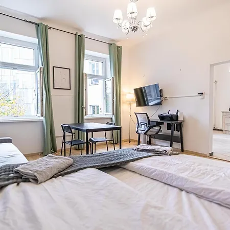 Near Danube & Prater Stern/central & Comfy 1br Vienna