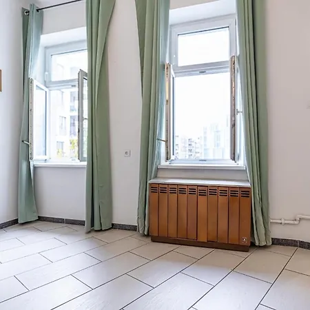 Near Danube & Prater Stern/central & Comfy 1br Apartment *