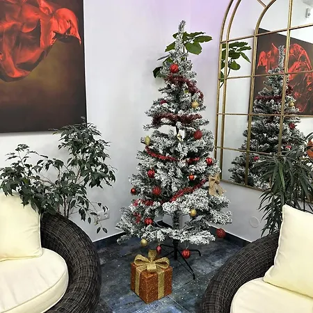 Panorama Apartment *