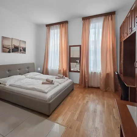 Charming One-bedroom Near Millennium Vídeň