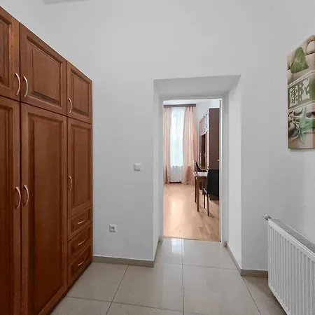 Charming One-bedroom Near Millennium * Vídeň