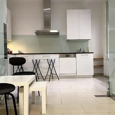 Apartment Luxury Serviced 3-bedroom Flat In Vienna's 1st District