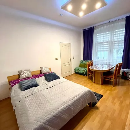 Apartment Trendiges Im Wiener Kuenstlerviertel