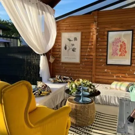 Holiday home Free Parking-3br-200m2 House-ac-1000m2 Garden *