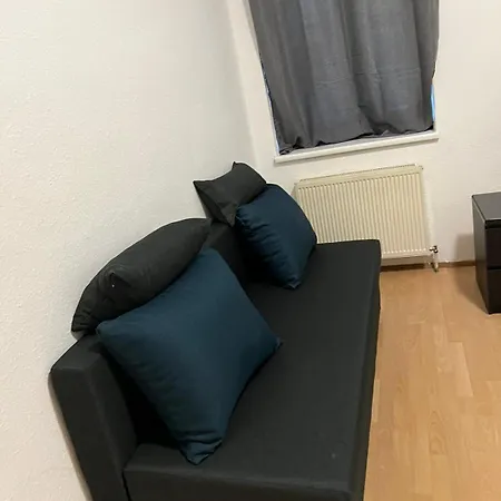 Lovely 3br Apt Next To Meidling Station Apartment Vienna