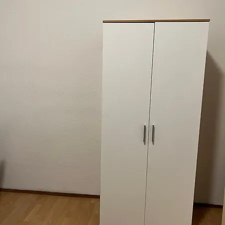 Lovely 3br Apt Next To Meidling Station Vienna