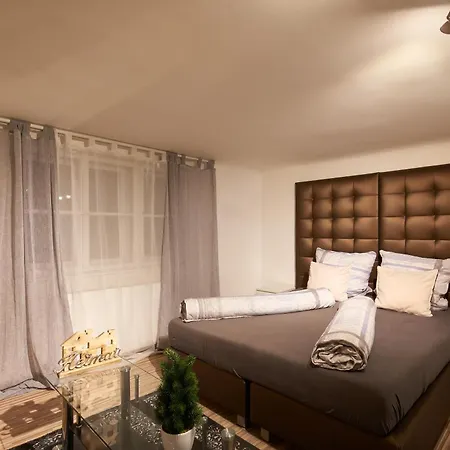 Schoenbrunn Palace Loft With Free Parking 24h Check-in Apartment *