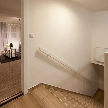 Apartment Schoenbrunn Palace Loft With Free Parking 24h Check-in