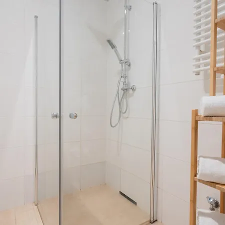 New Favoriten - Serviced Apartment