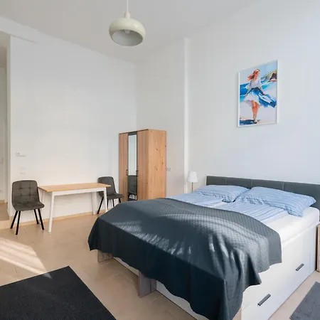 Apartment New Favoriten - Serviced Vienna