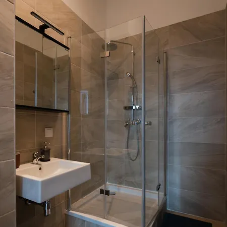 Apartment New Favoriten - Serviced Vienna